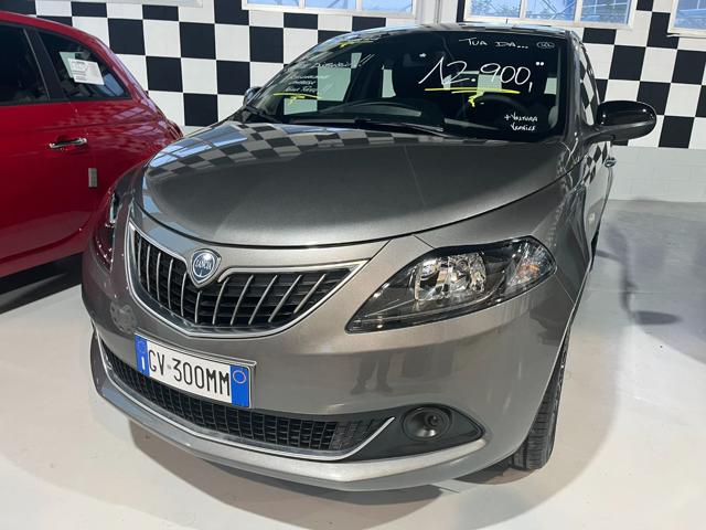 LANCIA Ypsilon usata, con Airbag testa