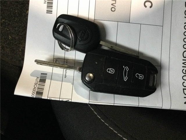 OPEL Corsa usata, con Isofix