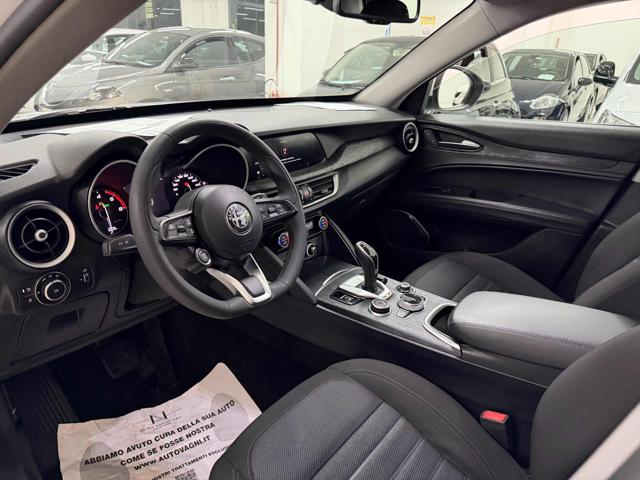ALFA ROMEO Stelvio usata, con Volante in pelle