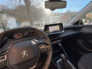 PEUGEOT 208 usata, con Autoradio