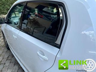 VOLKSWAGEN e-up! usata, con USB