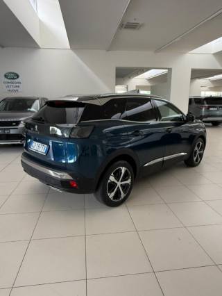PEUGEOT 3008 usata, con Airbag