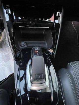 PEUGEOT 2008 usata, con Fendinebbia