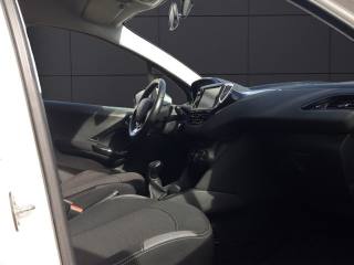 PEUGEOT 208 usata, con Luci diurne LED