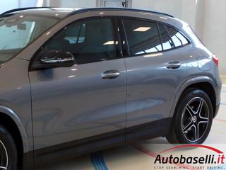MERCEDES-BENZ GLA 180 usata, con Sedile posteriore sdoppiato