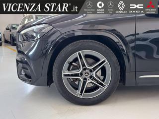 MERCEDES-BENZ GLA 180 usata, con Alzacristalli elettrici