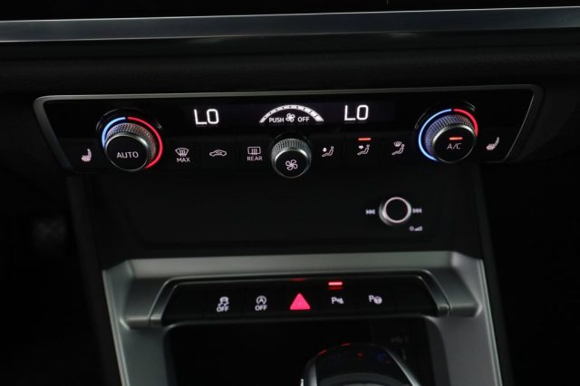 AUDI Q3 usata 11