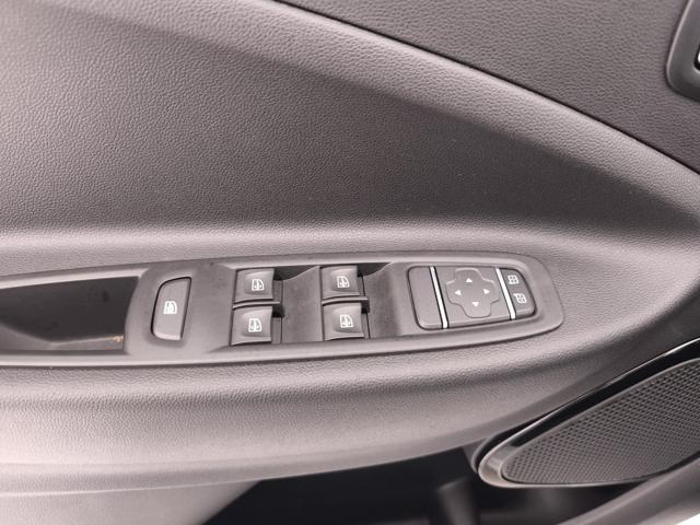 RENAULT ZOE usata, con Fari LED