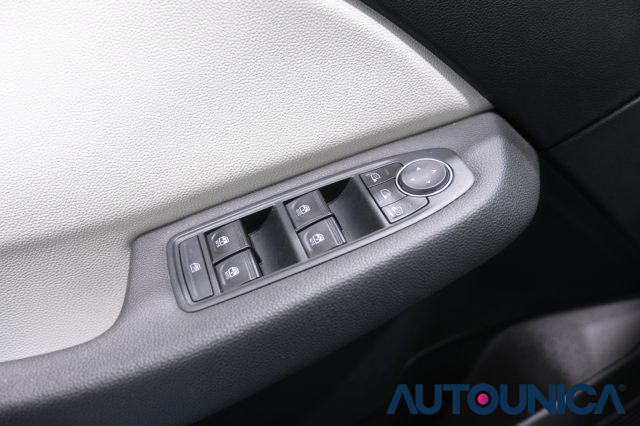 RENAULT Clio usata, con Monitoraggio pressione pneumatici