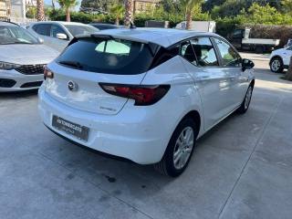 OPEL Astra usata, con Airbag Passeggero