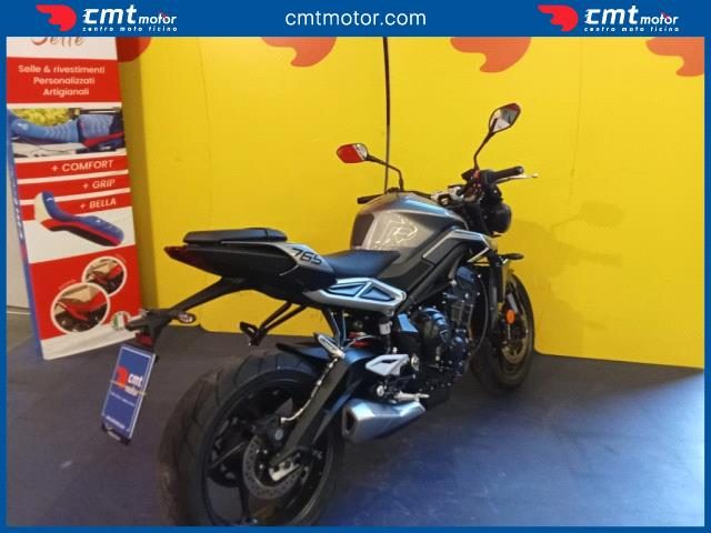 TRIUMPH Street Triple usata 6