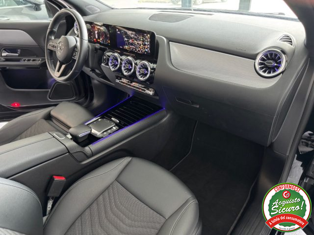 MERCEDES-BENZ GLA 180 usata, con Cronologia tagliandi