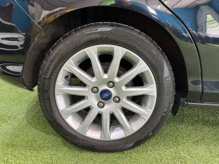 FORD B-Max usata, con Volante multifunzione