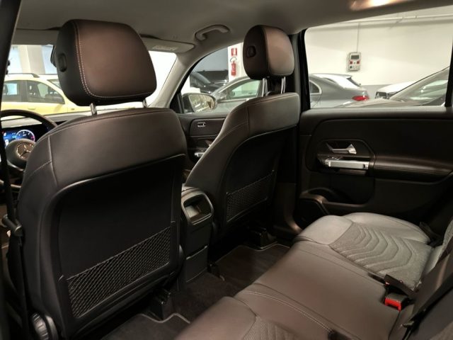 MERCEDES-BENZ GLB 180 usata, con Luci diurne LED