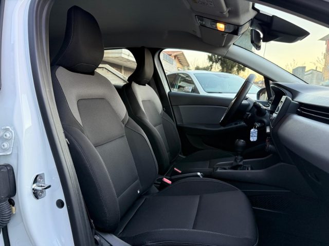 RENAULT Clio usata 11