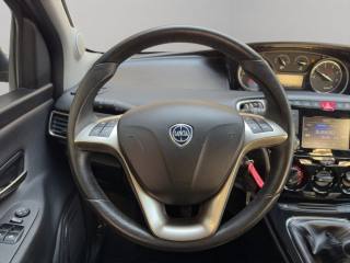 LANCIA Ypsilon usata, con Bluetooth