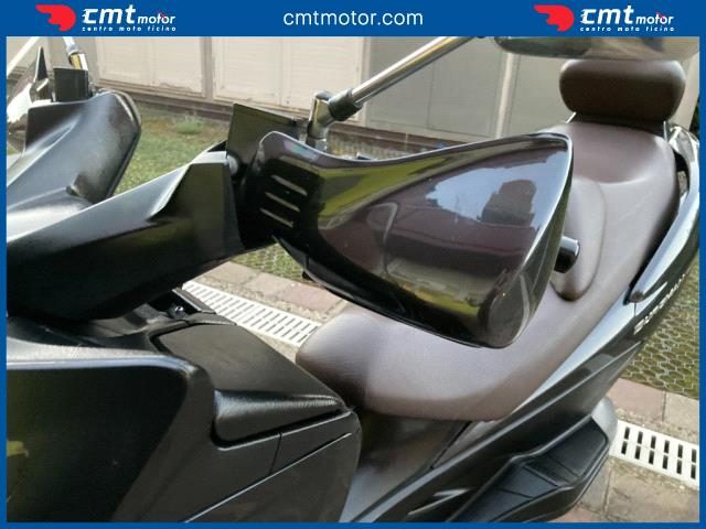 SUZUKI Burgman AN 400 usata 11