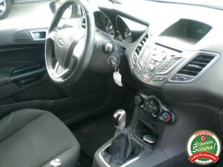 FORD Fiesta usata, con Bluetooth