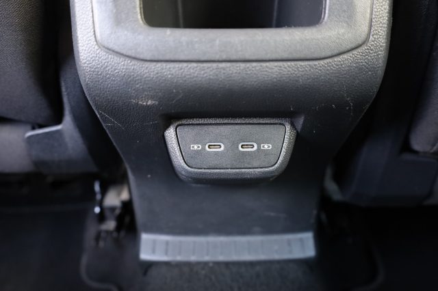 VOLKSWAGEN T-Cross usata 128