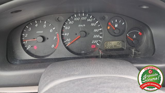 NISSAN Almera usata, con Climatizzatore