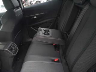 PEUGEOT 3008 usata, con Climatizzatore