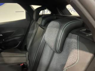 PEUGEOT 3008 usata, con Volante multifunzione