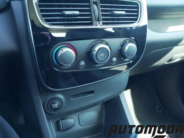 RENAULT Clio usata 19