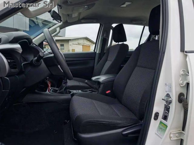 TOYOTA Hilux usata, con Controllo trazione