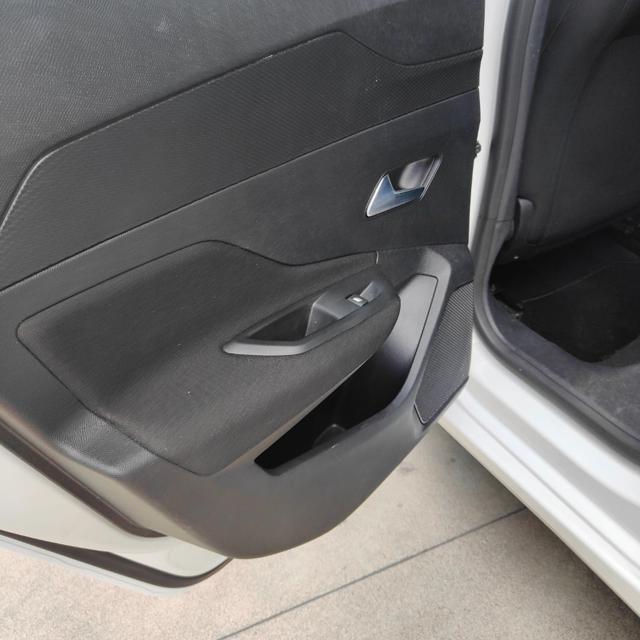 PEUGEOT 308 usata, con ESP