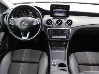 MERCEDES-BENZ GLA 200 usata, con Servosterzo