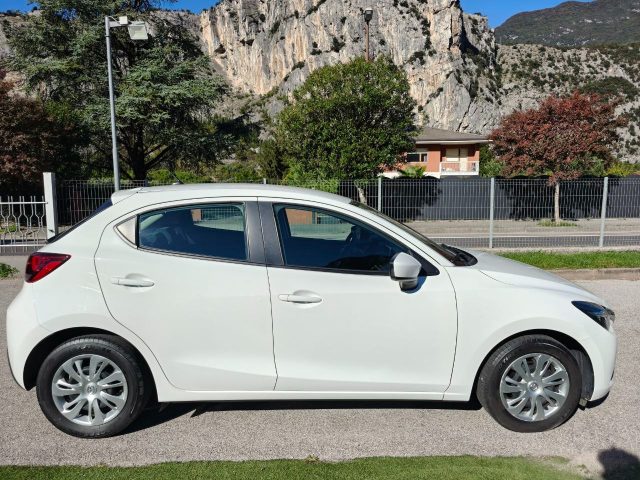 MAZDA 2 usata, con Chiusura centralizzata