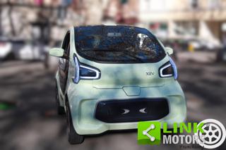 XEV Yoyo usata, con Specchietti laterali elettrici