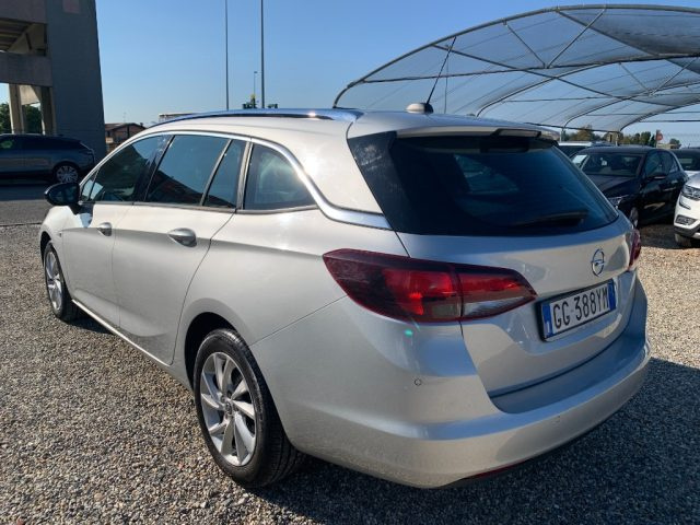 OPEL Astra usata, con Cerchi in lega