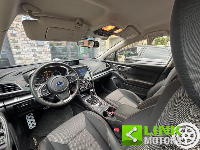 SUBARU XV usata, con Sedile posteriore sdoppiato