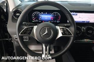 MERCEDES-BENZ GLA 180 usata, con Controllo automatico clima