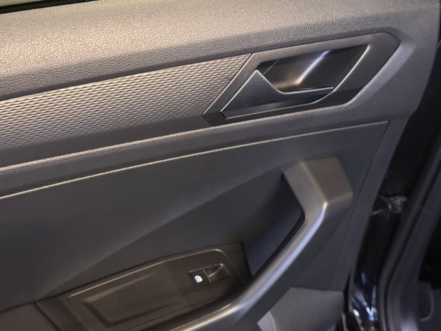 VOLKSWAGEN T-Roc usata, con Controllo trazione