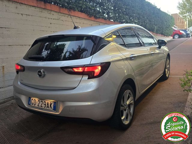 OPEL Astra usata, con Alzacristalli elettrici