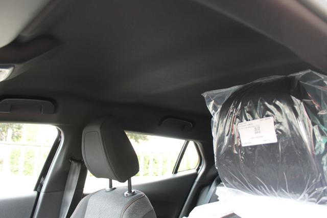 PEUGEOT 2008 usata, con Sedili riscaldati