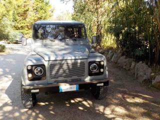 LAND ROVER Defender usata, con Trazione integrale