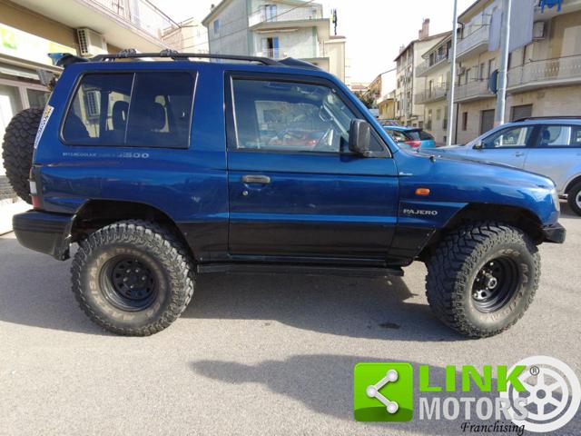 MITSUBISHI Pajero usata, con Airbag Passeggero