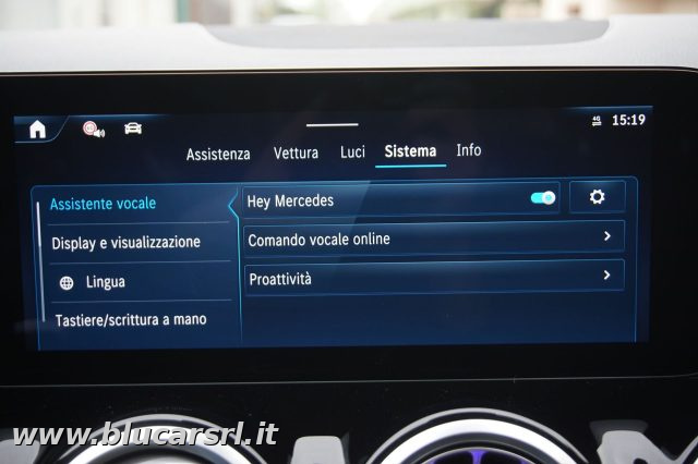 MERCEDES-BENZ GLA 200 usata 30