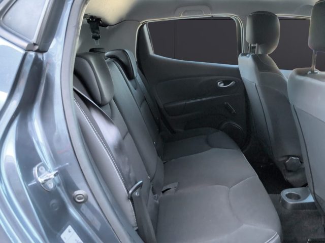 RENAULT Clio usata, con Specchietti laterali elettrici