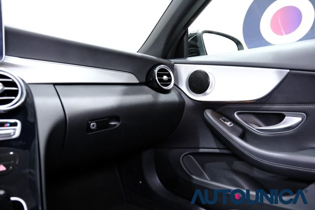 MERCEDES-BENZ C 220 usata, con Sensori di parcheggio anteriori