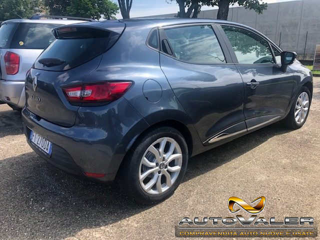RENAULT Clio usata, con Airbag laterali