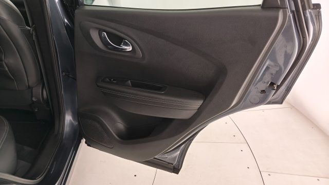 RENAULT Kadjar usata, con Sensori di parcheggio anteriori