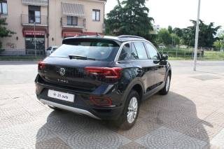 VOLKSWAGEN T-Roc usata, con Autoradio