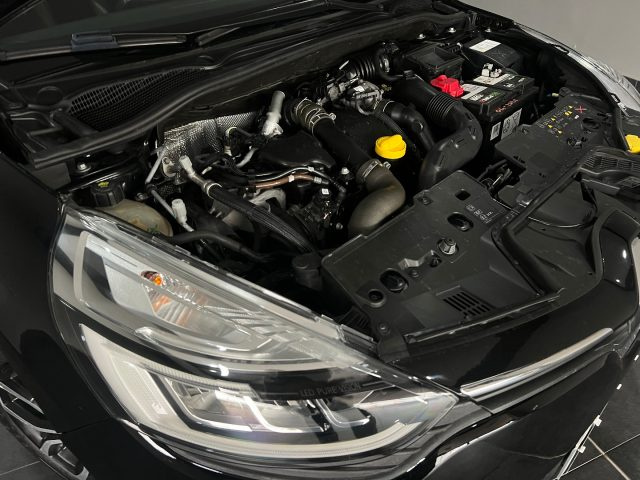 RENAULT Clio usata, con ESP