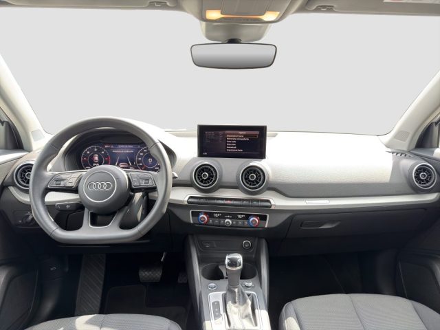 AUDI Q2 usata 11