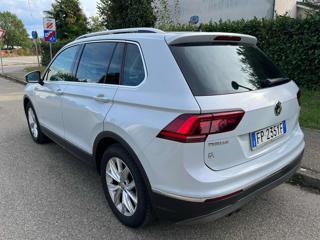 VOLKSWAGEN Tiguan usata, con Airbag laterali