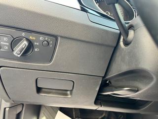 VOLKSWAGEN Passat Variant usata, con Autoradio